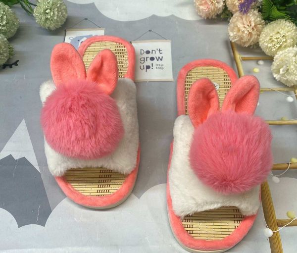 House slippers, assorted colors